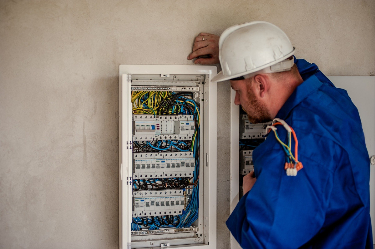 Electrician 2755683 1920
