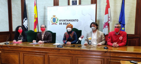Thumbnail De izda a dcha Adriana López José Ramón Santamaría Rosa Torres Antonio Cámara Francisco Tejeda