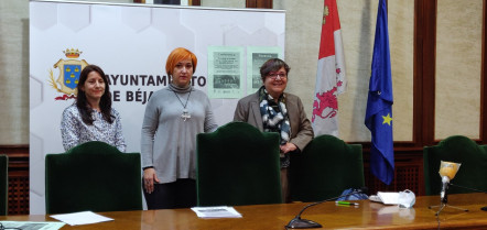 Thumbnail De izda a dcha Carmen Cascón, Rosa López y Josefa Montero