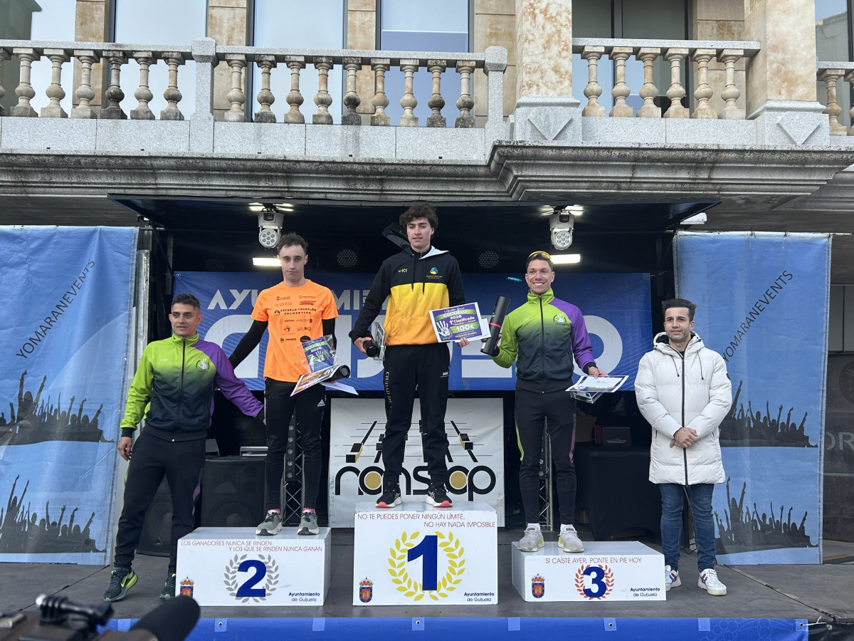 PODIUM MASCULINO GUIJUELO