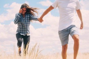 Pexels couple 1869206
