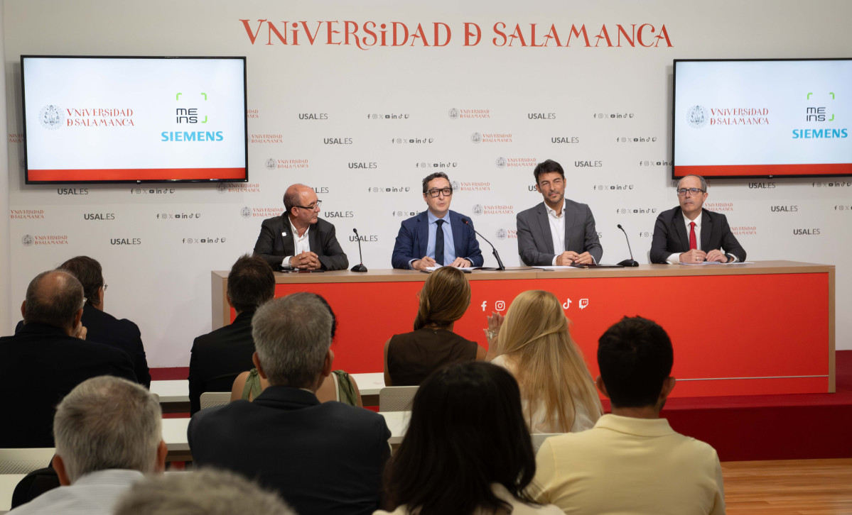 Rueda de prensa Cu00e1tedra convenio SIEMENS MEINS
